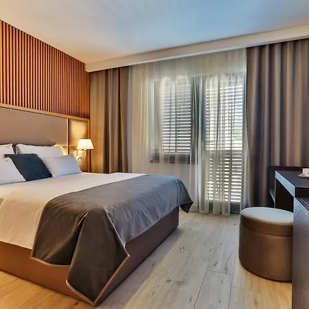 Dvor Kornic Guest house 3*