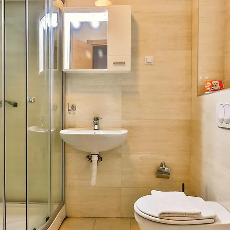 Dvor Kornic Guest house